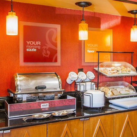 Rodeway Inn & Suites كلاركسفيل المظهر الخارجي الصورة