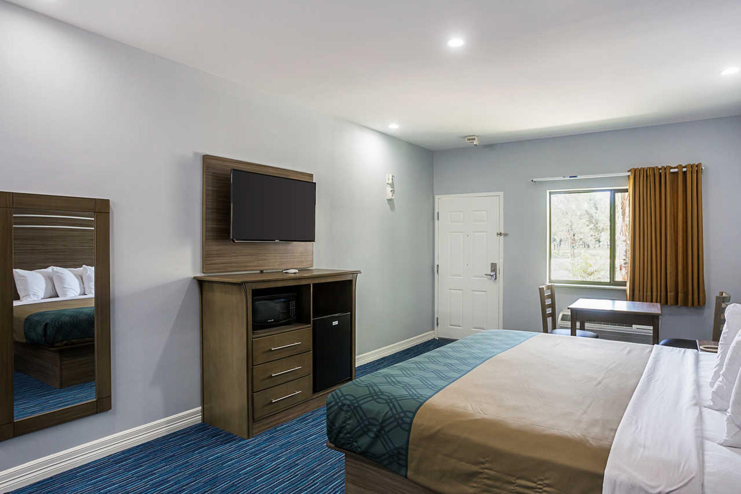 Rodeway Inn & Suites كلاركسفيل المظهر الخارجي الصورة