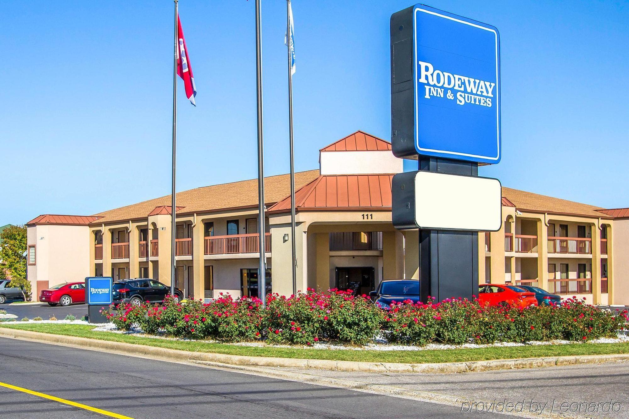 Rodeway Inn & Suites كلاركسفيل المظهر الخارجي الصورة